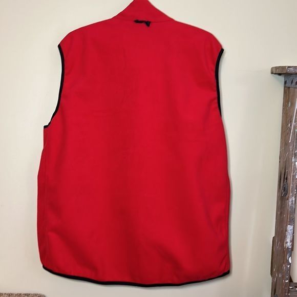 Mascot Workwear Red Fleece Vest, XL - Picture 6 of 7